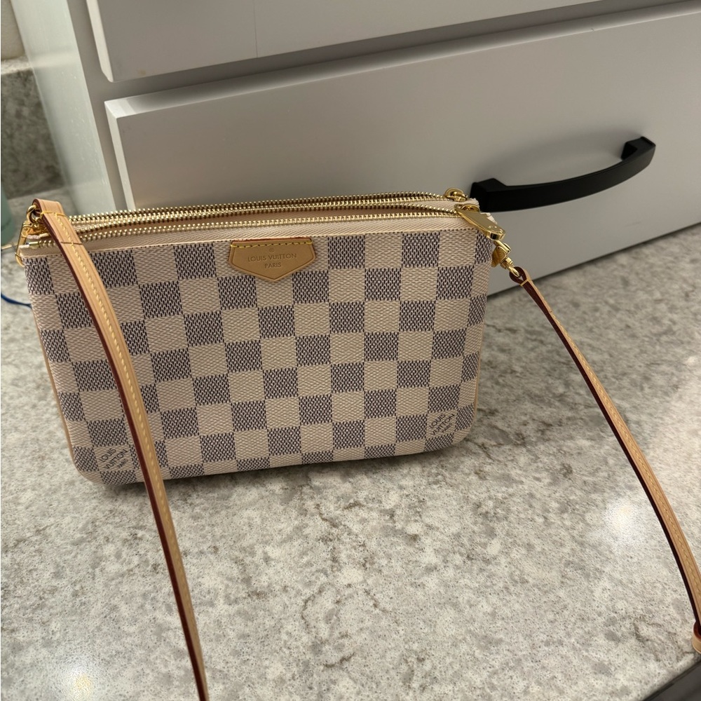 Double Zip Pochette - comes with a box